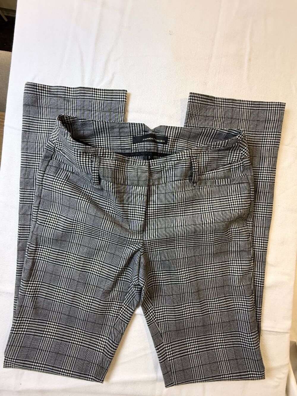 Amanda + Chelsea Gray Plaid Straight Leg Trousers Size 0
